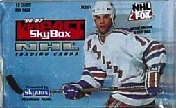 1996-97 SkyBox Impact Hockey Retail Balíček